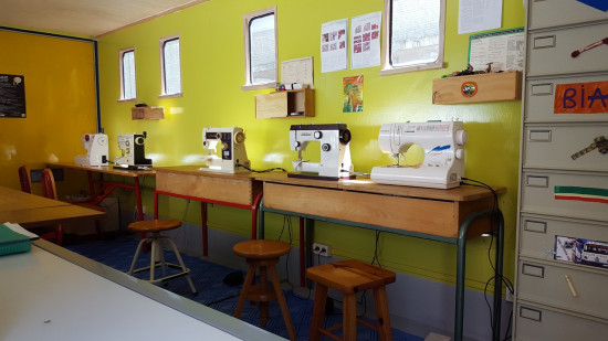 Atelier au pîed des Immeubles Cantepau Albi Juillet 2016